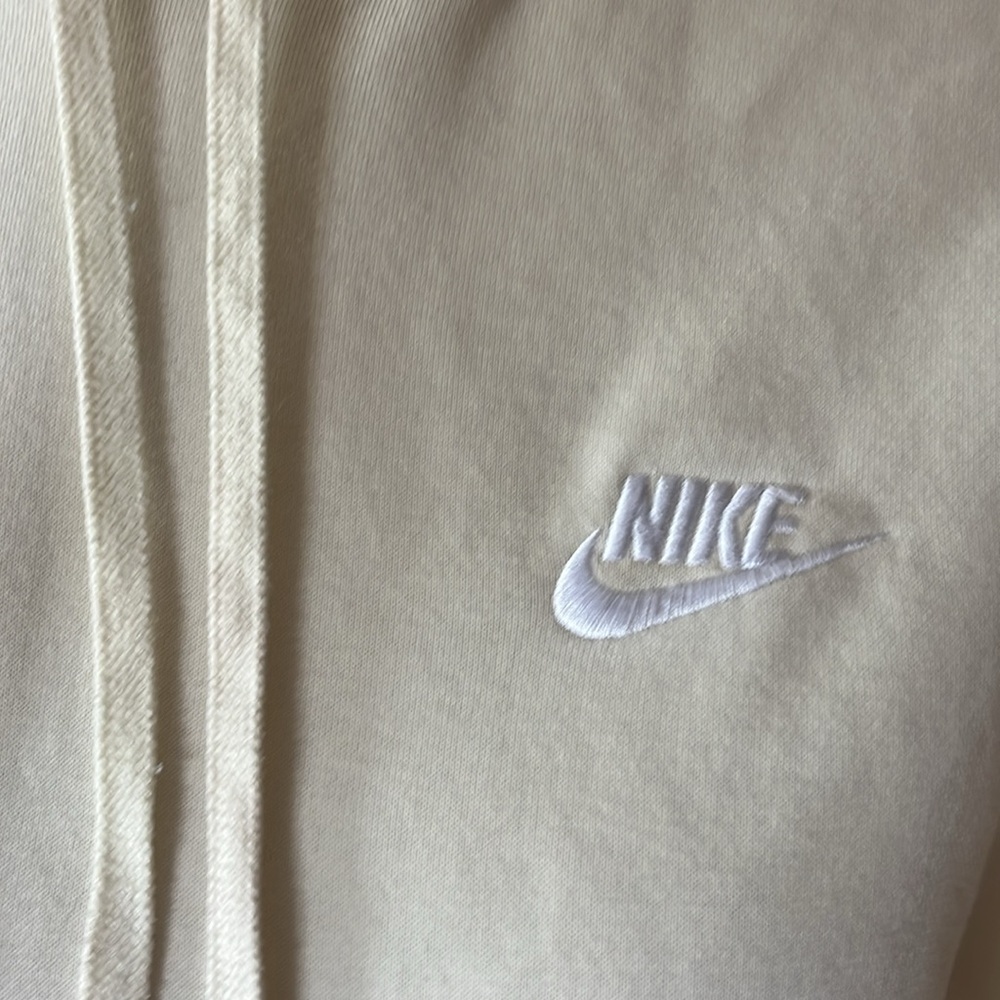 Nike Men's Sportswear Club fleece hoodie excellent condition - Picture 2 of 5